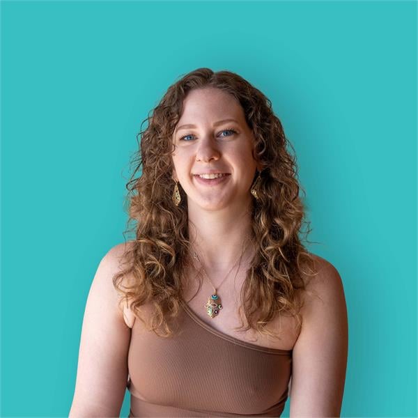 Amelia V., yoga teacher at Flow Yoga in Austin