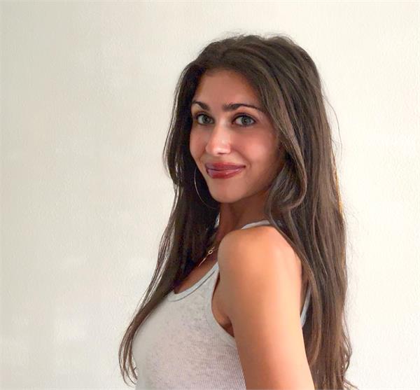 Hannah F., yoga teacher at Flow Yoga