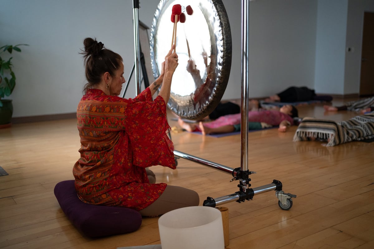 Flow Yoga Gong