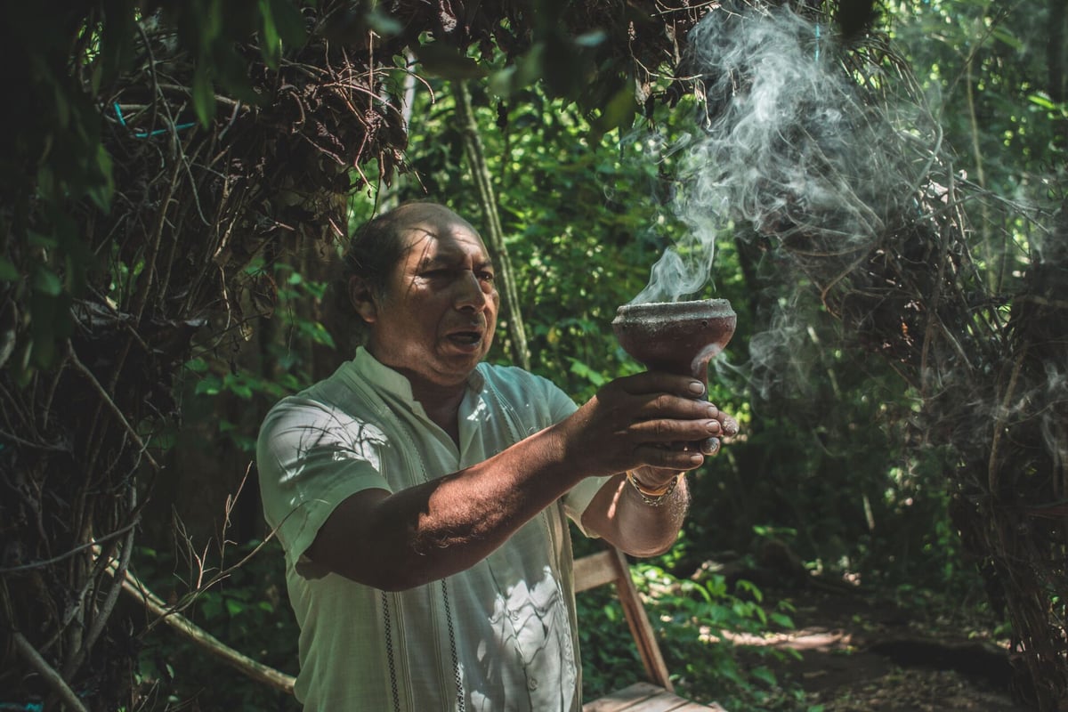 mayan-ceremony_3803.jpg