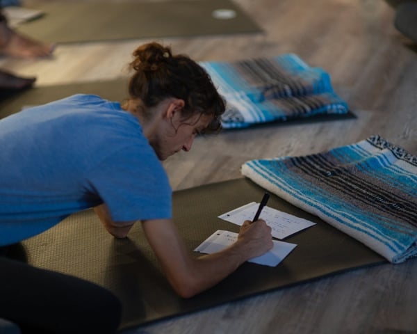 🧘‍♀️✨ Post-Yoga Reflection: Nourish Your Soul with These Journal PromptsAfter your practice, take a few moments to reflect and deepen your connection with yourself. Journaling can help you process your emotions, set intentions, and carry the peace of your practice into your daily life. Here are some prompts to get you started:🖊️ What emotions surfaced during my practice today?🖊️ How does my body feel after this session?🖊️ What did I let go of today, and what do I want to invite in?🖊️ How can I carry this sense of calm into the rest of my day?🖊️ What am I grateful for in this moment?Grab your journal and let the words flow! 🌸#YogaJourney #Mindfulness #Journaling #YogaPractice #SelfReflection #FlowYoga