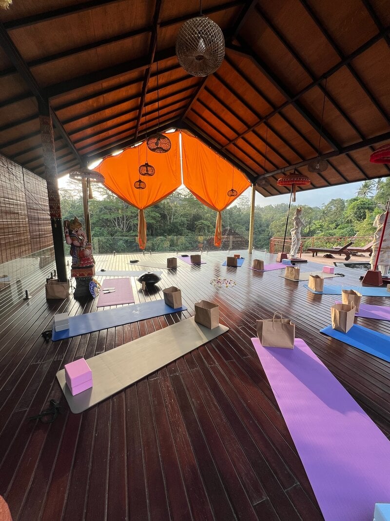Bali Yoga Retreat Open Air Yoga Shala Mats
